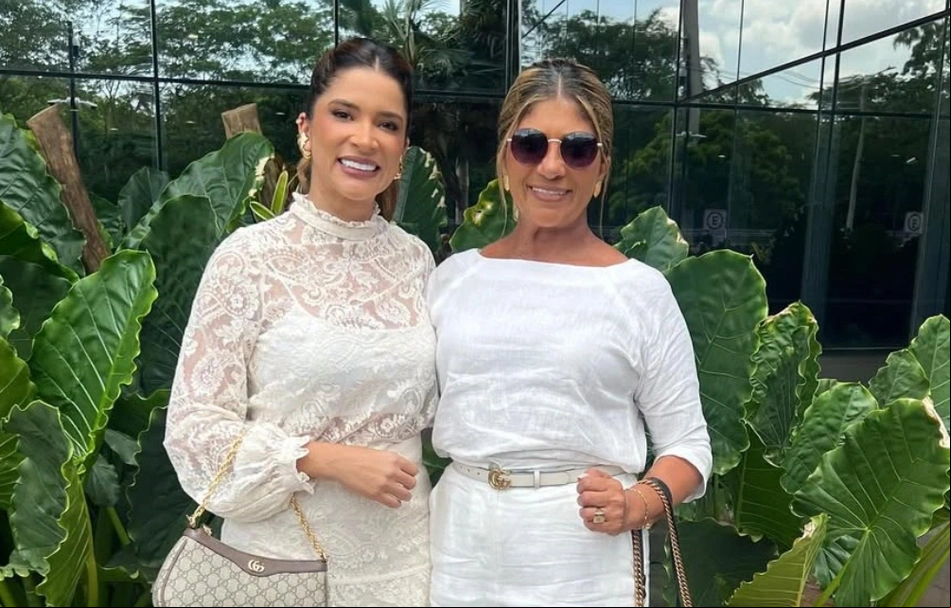 Tatiana Medeiros e a mãe