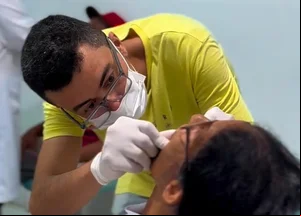 Entrega de próteses em Lagoa do Piauí