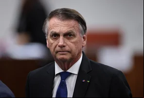 Bolsonaro pede desculpas a Moraes por acusá-lo de receber US$ 50 milhões em propina
