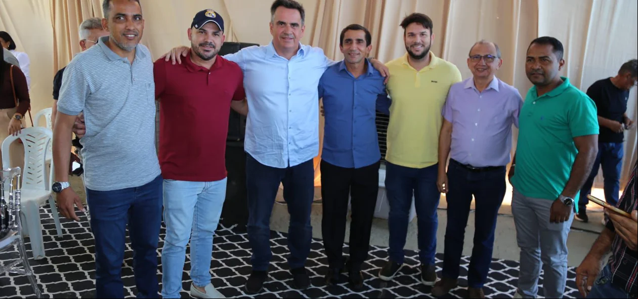 O senador agradeceu os discursos que antecederam a sua fala