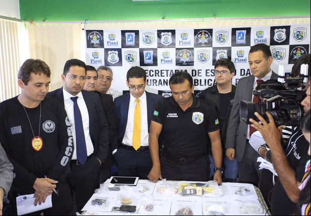 Coletiva de imprensa da Operação Conexão