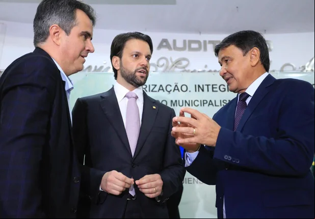 Ministro Alexandre Baldy ao lado de Ciro Nogueira e Wellington Dias