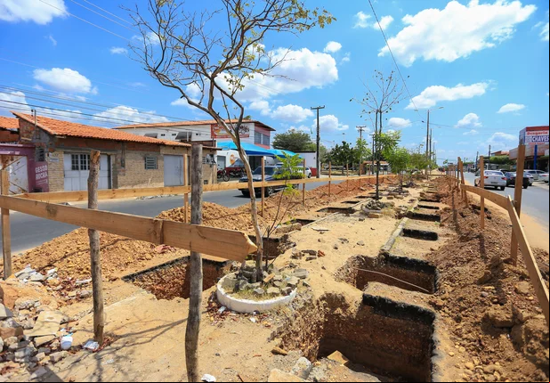 Obras dos corredores exclusivos em Teresina seguem sem conclusão