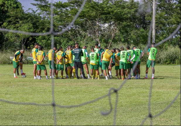Treino do Altos antes da partida contra o Ypiranga-RS pela Série C