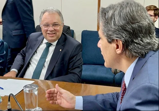 Florentino Neto conduz reunião de Desenvolvimento Econômico com Haddad