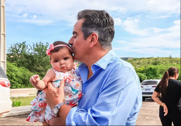 Ciro Nogueira inaugura série de obras em viagem ao interior do Piauí